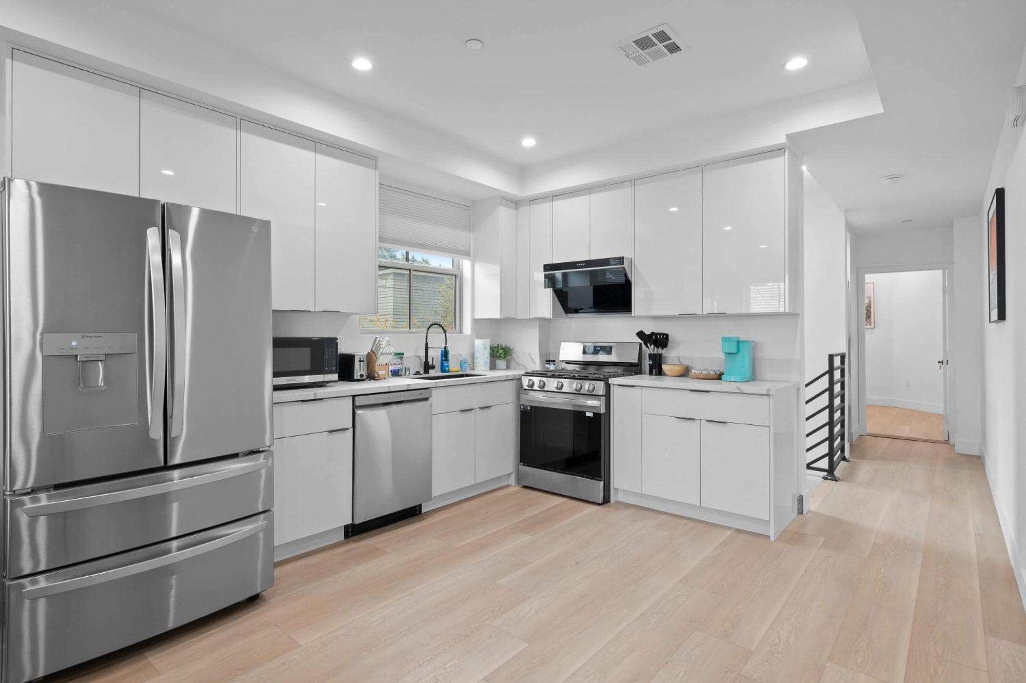 Modern 5br With Full Amenities & Parking #2 Los Angeles